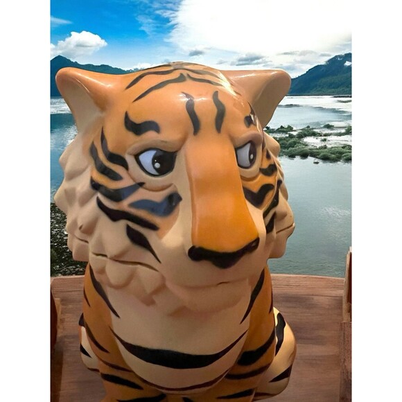 Ringling Bros Barnum and Bailey Circus Plastic Collectible Tiger Souvenir Cup - Picture 7 of 8